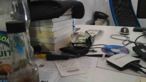 bureau_desk